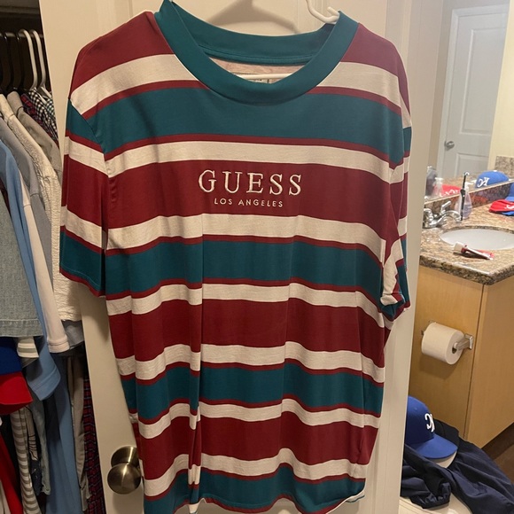 XL Guess Tee